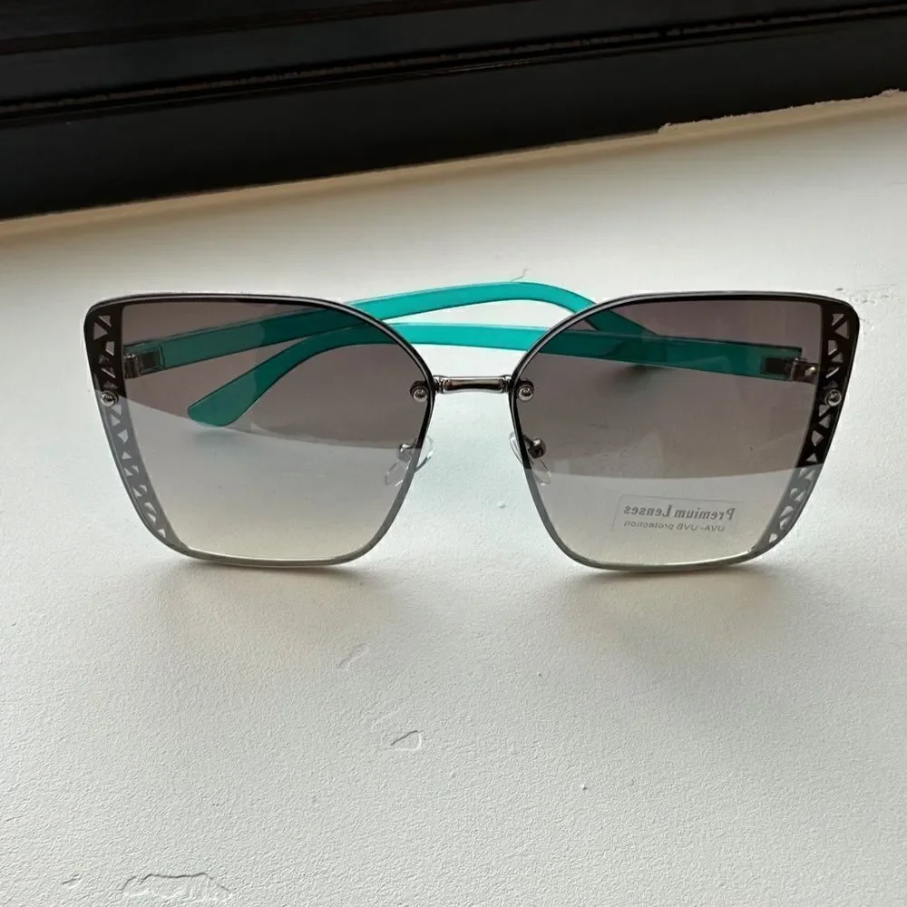New Fashion Sunglasses Large Frames, Light Weight, Mixed Metal